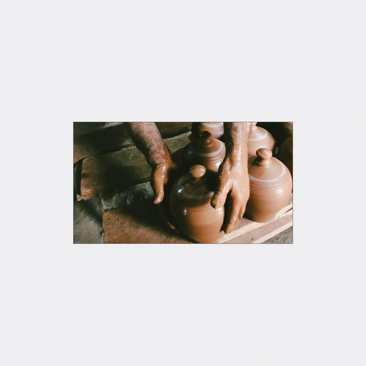 La céramique de Corund : histoire et savoir-faire