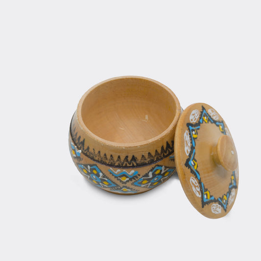 Boîte décorative ukrainienne en bois peint, motifs bleus. Objet décoratif en bois peint pour de petits objets. Vue à l'intérieur.