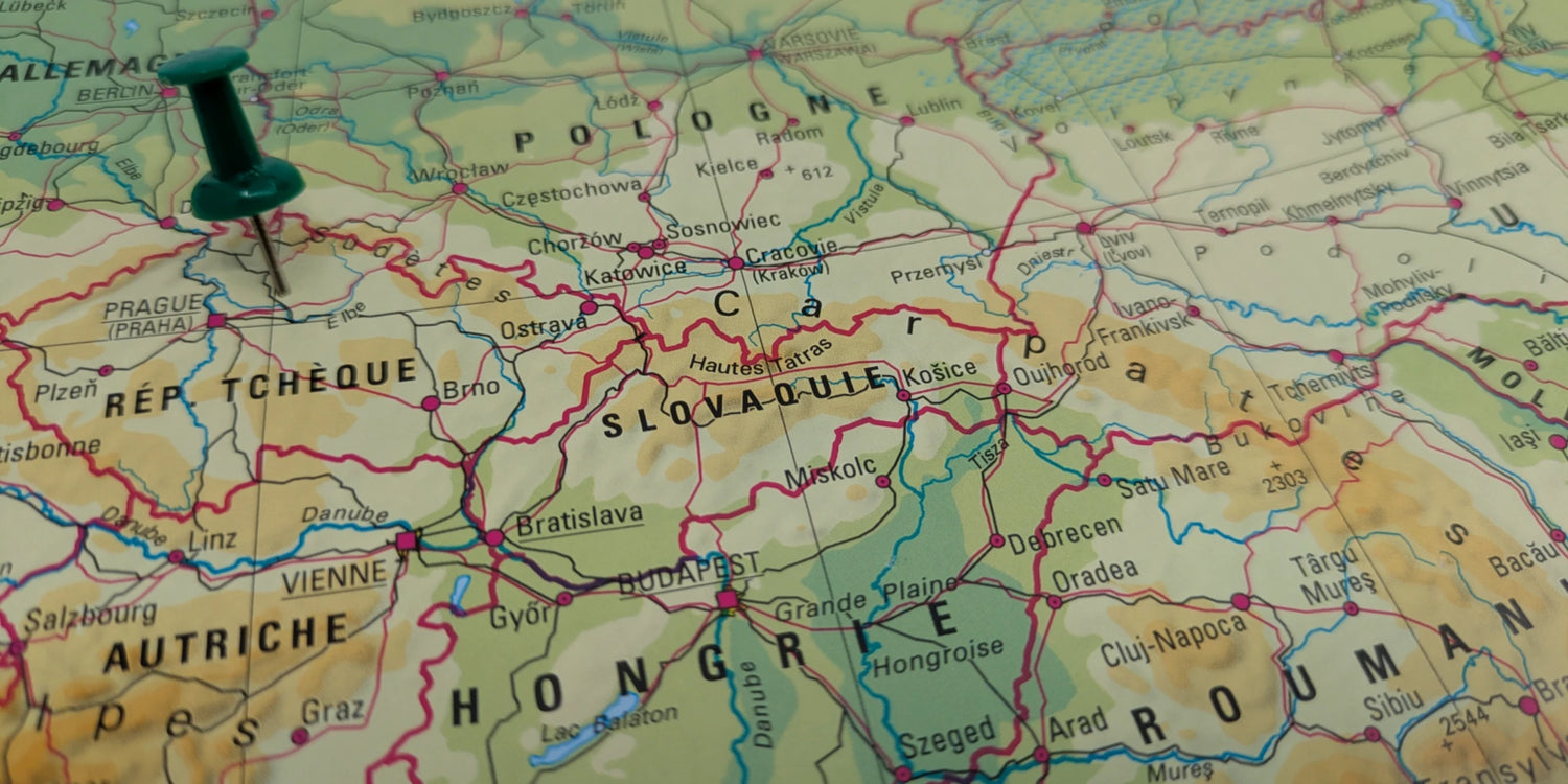 Carte de l'Europe de l'Est centrée sur la République tchèque épinglée